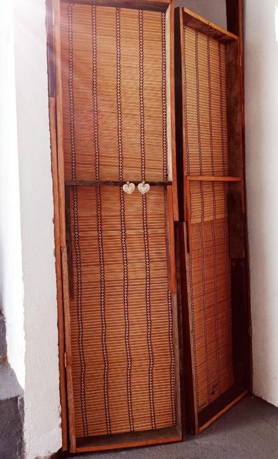 Meanwhile In Veracruz Exterior foto